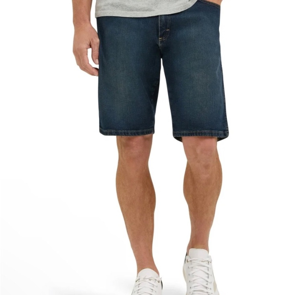 WRANGLER Mens Heritage Denim Shorts Size 46 Relaxed Fit 11” Inside Leg New